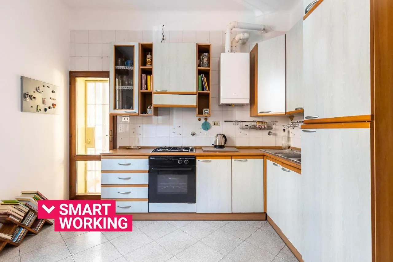 Classic Style Apartment By Wonderful Italy Bologna Italia